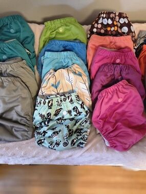 Funky Fluff Cloth Diapers + Wet/Dry Bag + Help/Bamboo/Cotton Inserts